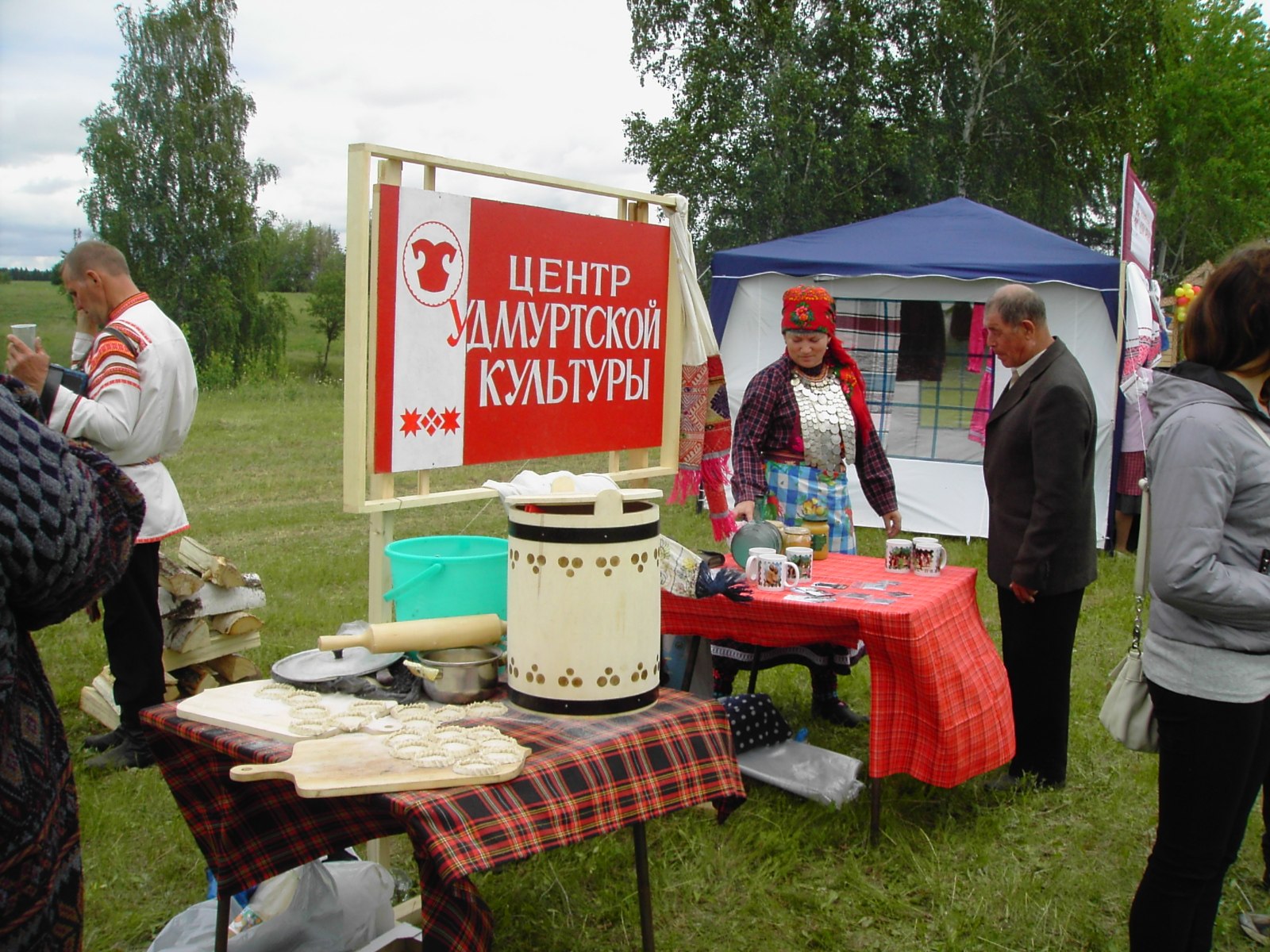 Центр удмуртской культуры в деревне Карамас-Пельга. Адрес - Киясовский  р-он, д. Карамас-Пельга, ул. 50 лет Октября