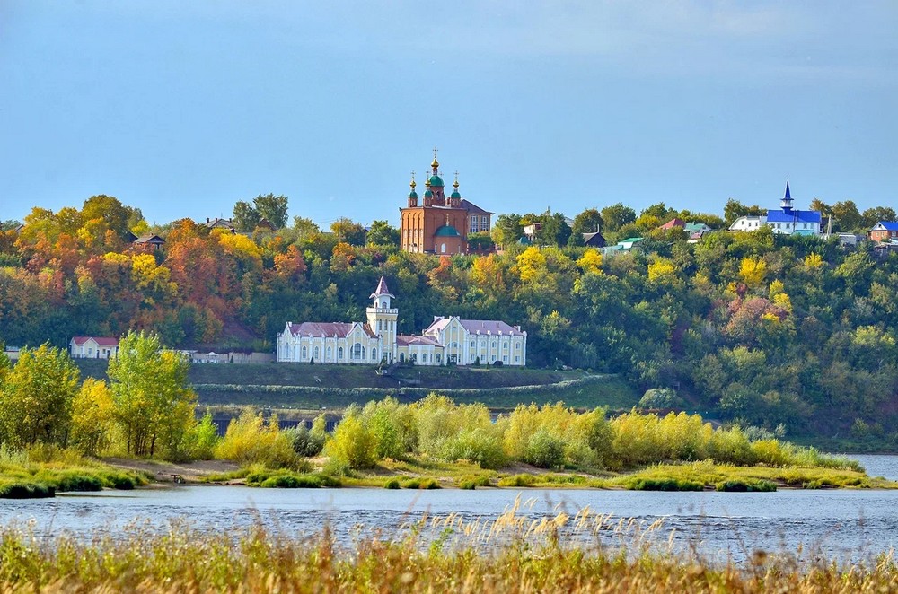 комплекс зданий Свято-Троицкого женского монастыря | Визит Удмуртия | visitudmurtia.org | Путешествуй по Удмуртии