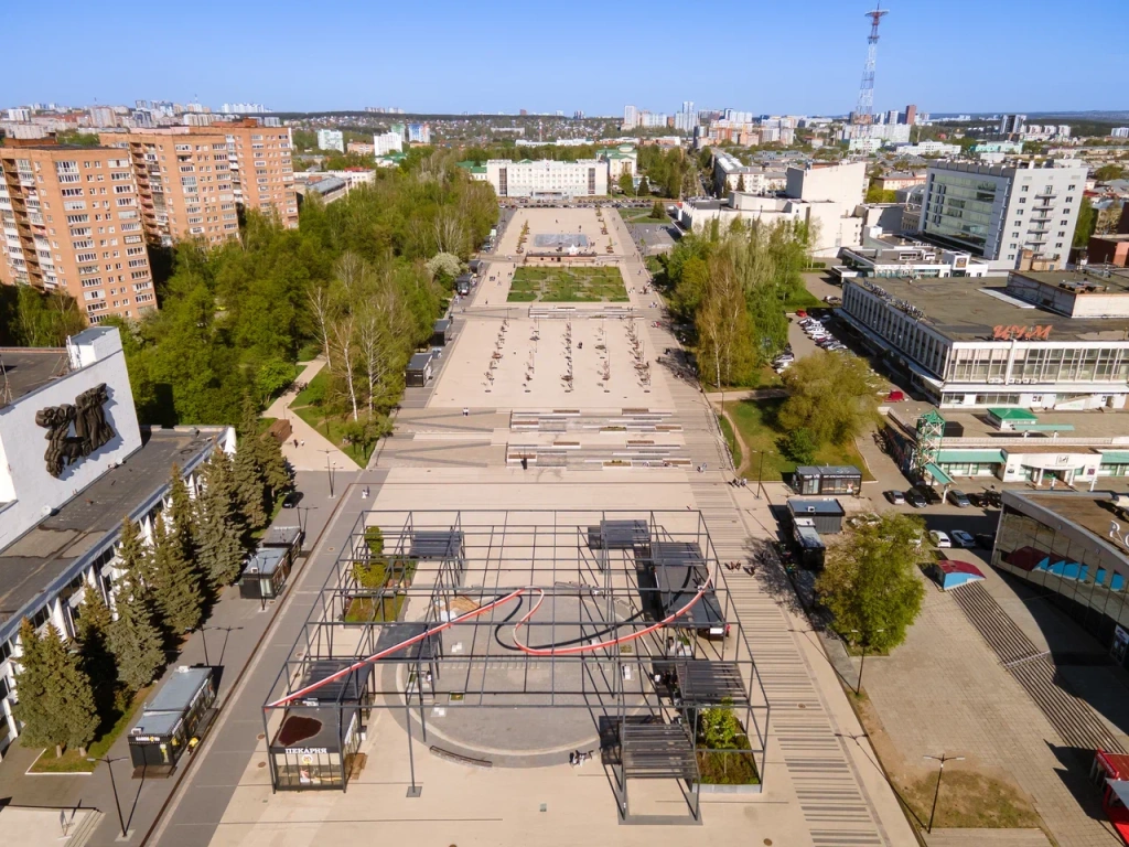 Центральная площадь Ижевска | Путешествуй по Удмуртии 