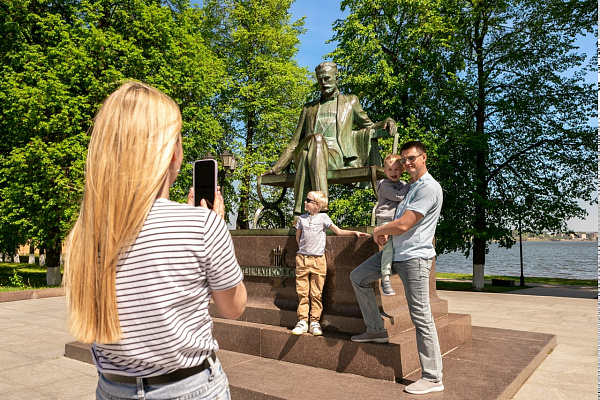 Стартовал фотоконкурс «Путешествуй по Удмуртии всей семьей» с подарками для победителей