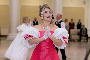 Дворянский бал и рок-концерт ждут участников автопробега  на родину П.И. Чайковского 